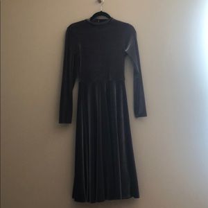 Velvet gray midi dress, small